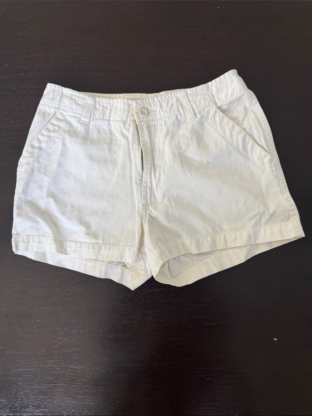 Guess Off-White Tailored Waist Shorts
